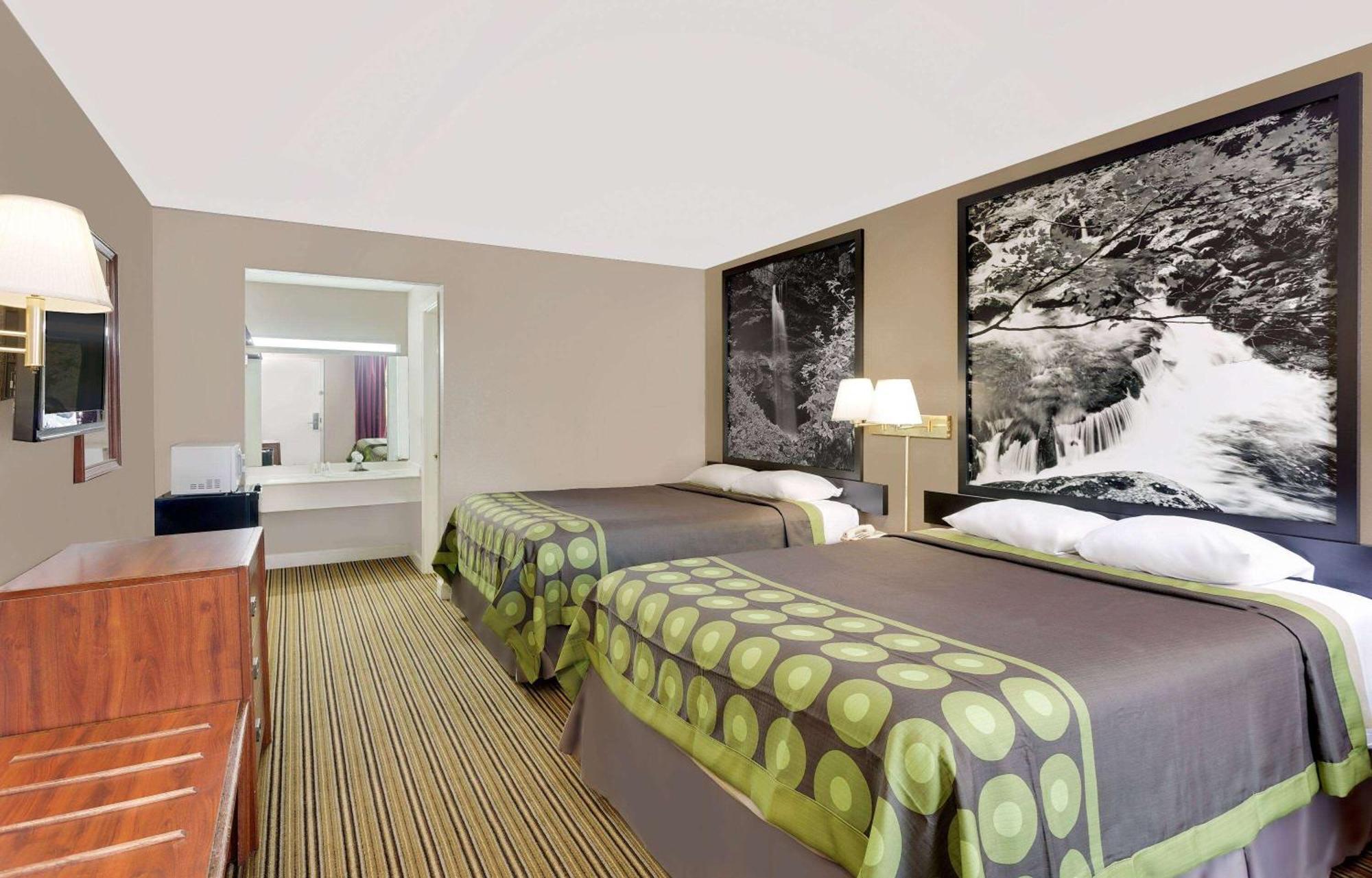 במוטל Super 8 By Wyndham את'נס מראה חיצוני תמונה