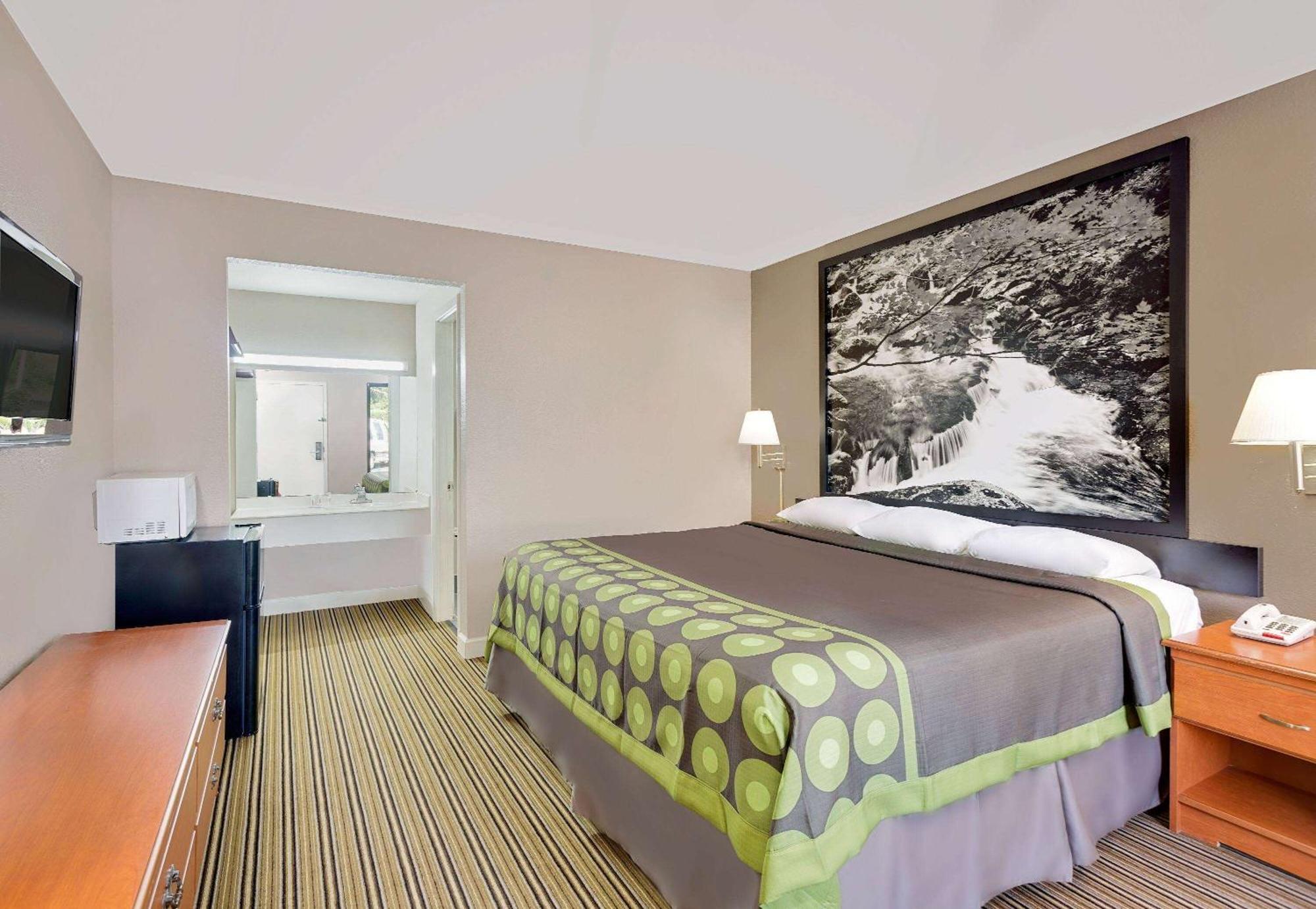 במוטל Super 8 By Wyndham את'נס מראה חיצוני תמונה